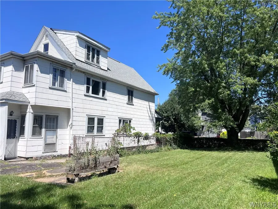240 Longnecker Street, Buffalo, NY 14206 - #2