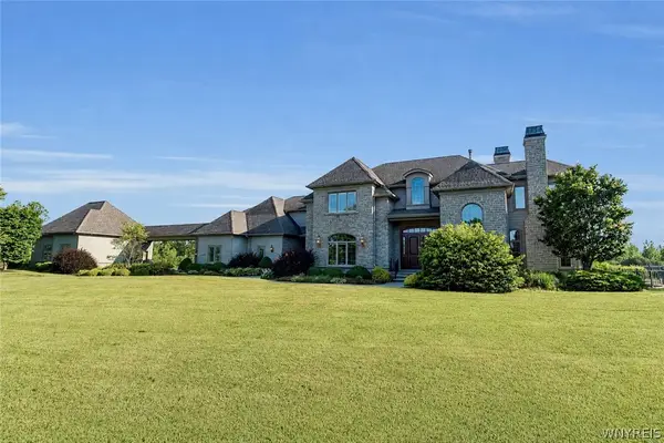 7260 Country View Lane, Clarence Center, NY 14032
