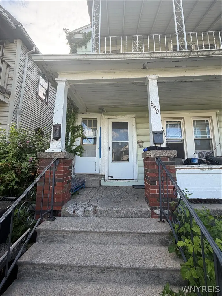 630 15th Street, Niagara Falls, NY 14301 - #1