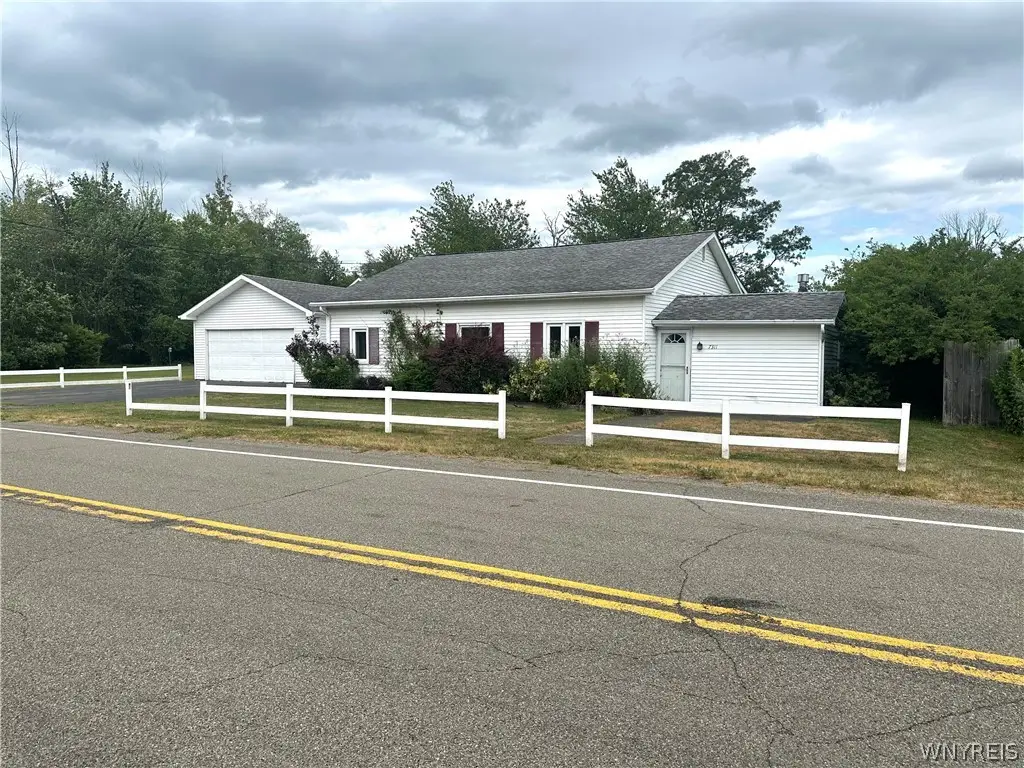 7311 Sweetland Road, Derby, NY 14047 - #1