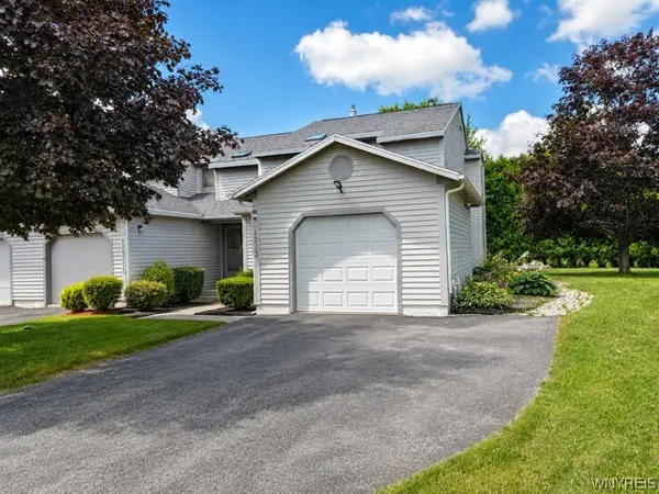 8226 Beehive Circle, Liverpool, NY 13090