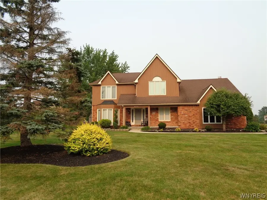 6171 Meadow Lakes Drive, Clarence, NY 14051 - #2