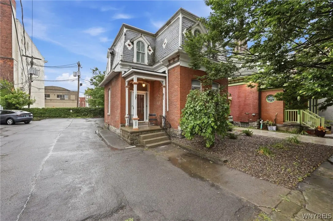 17 Saint Louis Place, Buffalo, NY 14202 - #1
