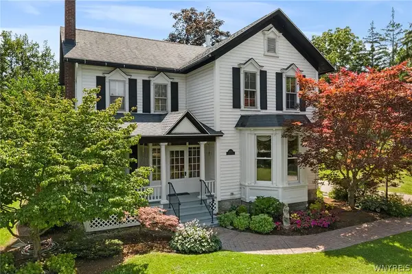 8745 Tonawanda Crk Road, Clarence, NY 14032