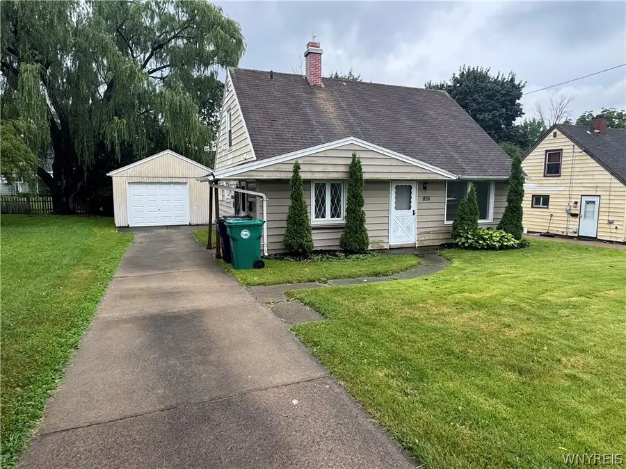 1427 Lafayette Avenue, Niagara Falls, NY 14305 - #2
