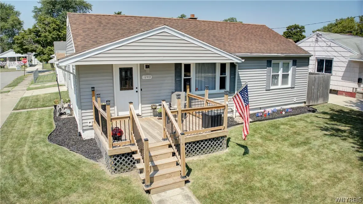 1240 91st Street, Niagara Falls, NY 14304 - #1