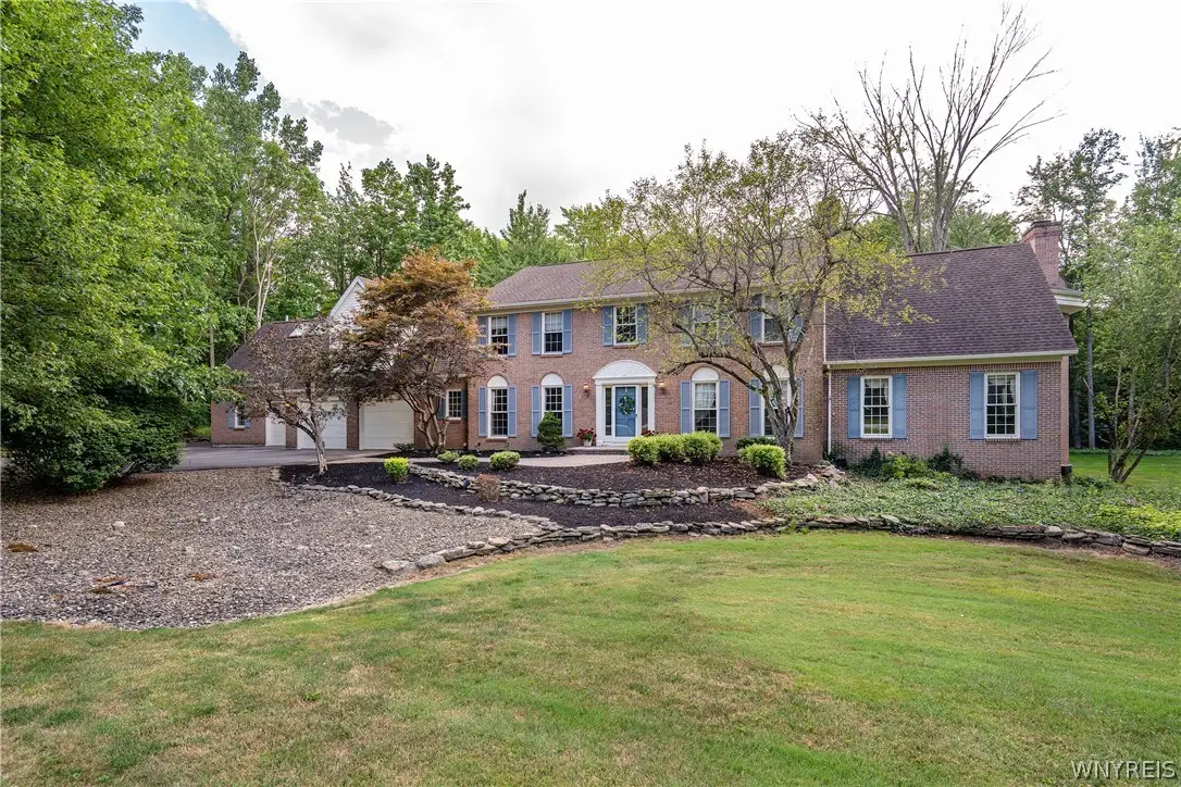 76 Tanglewood Drive W, Orchard Park, NY 14127 - #1