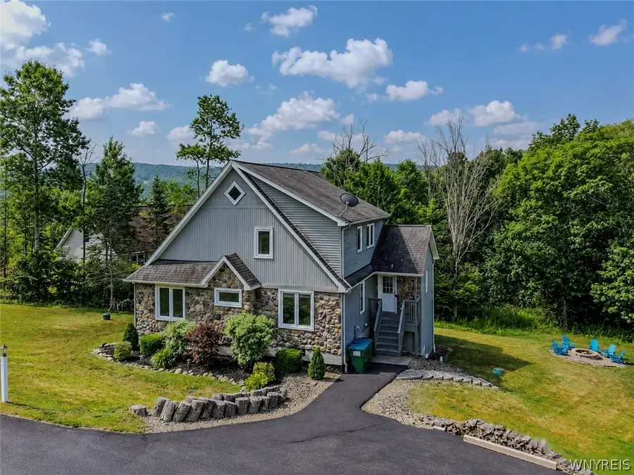 5773 Bonn Way E, Great Valley, NY 14741 - #2