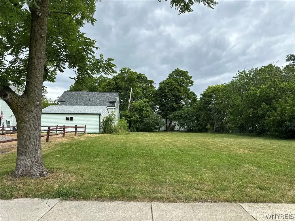214 Northampton Street, Buffalo, NY 14208 - #1