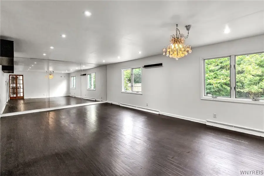 16 Newgate Road, Amherst, NY 14226 - #3