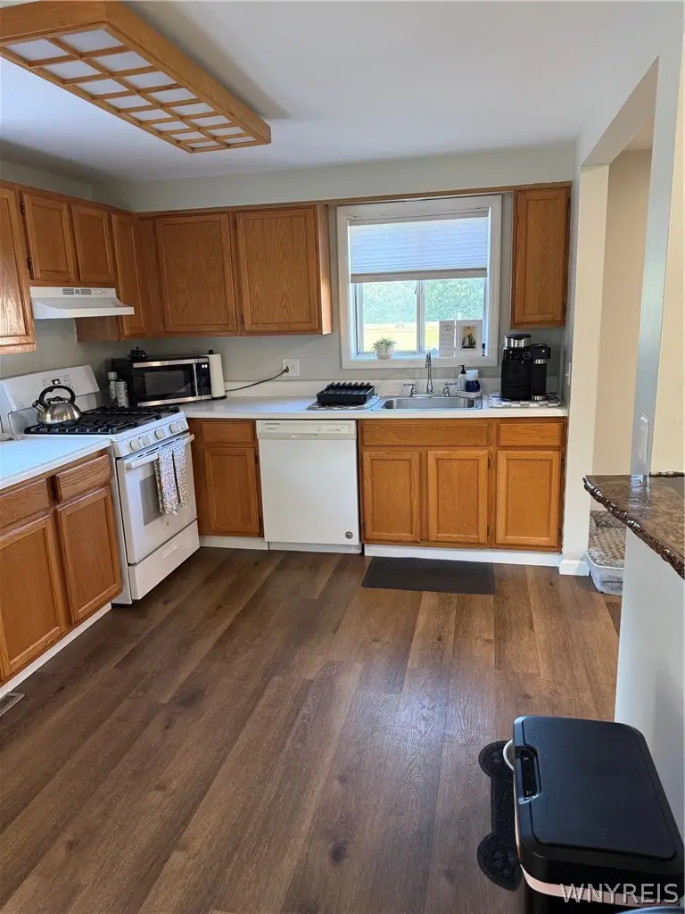 5107 Tuscarora Road, Niagara Falls, NY 14304 - #2