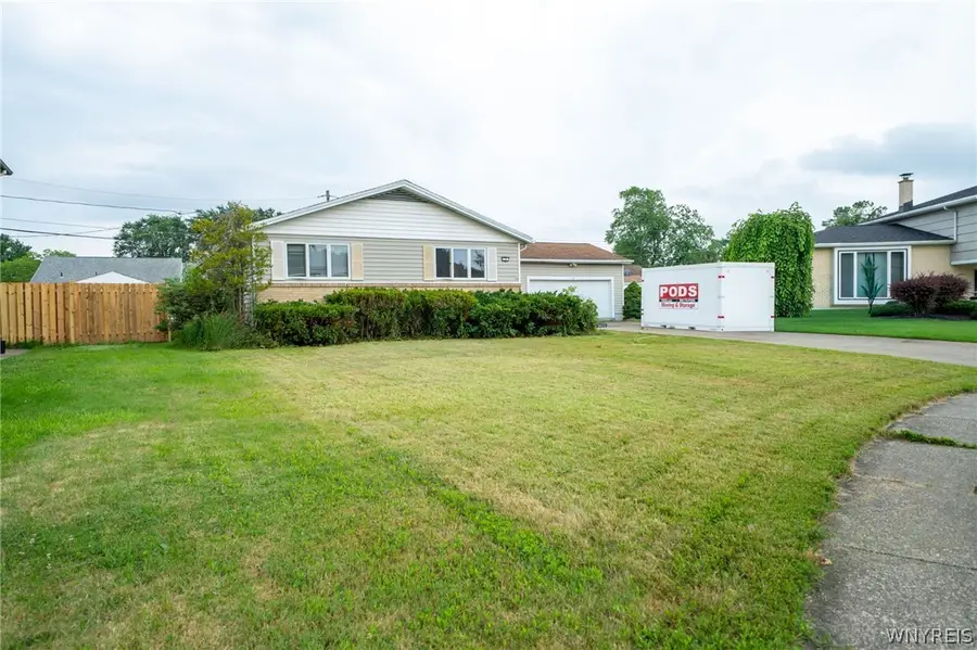 19 Belcourt Street, Buffalo, NY 14226 - #3