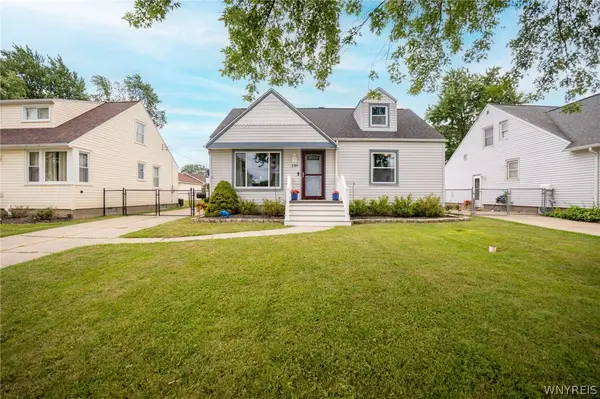 130 Calvin Court N, Tonawanda, NY 14150