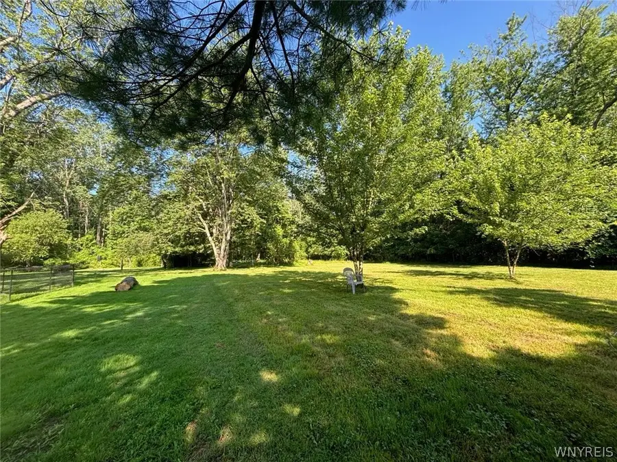 3520 Stony Point Road, Grand Island, NY 14072 - #3