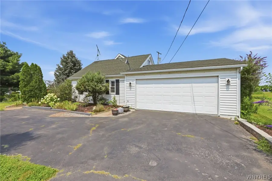 5537 W Lake Road, Burt, NY 14028 - #2