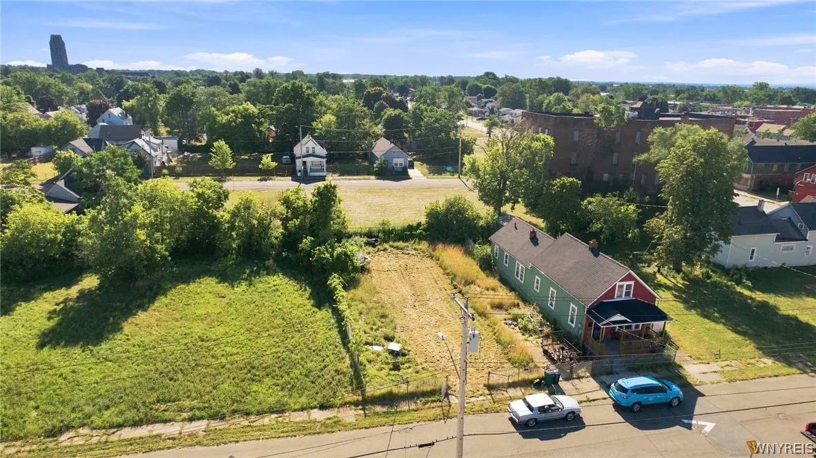 83 Shumway Street, Buffalo, NY 14206 - #1