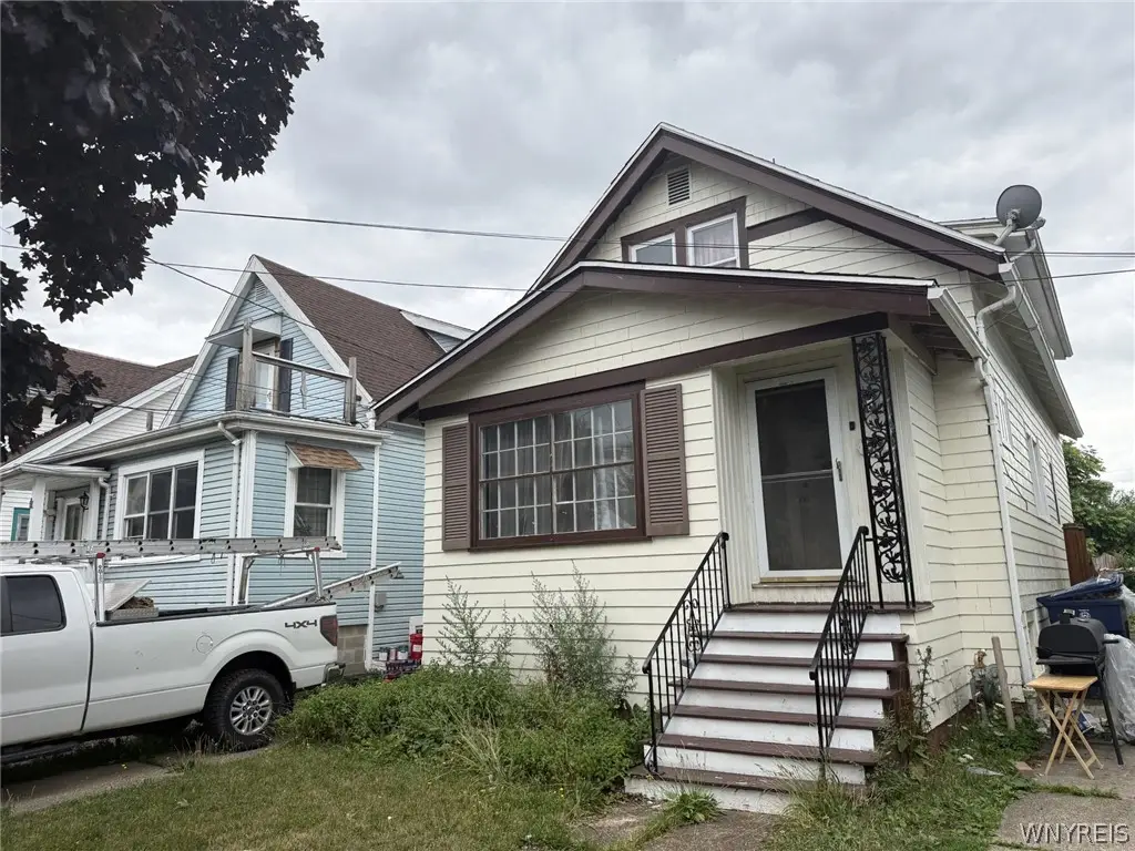 29 Rounds Avenue, Buffalo, NY 14215 - #1