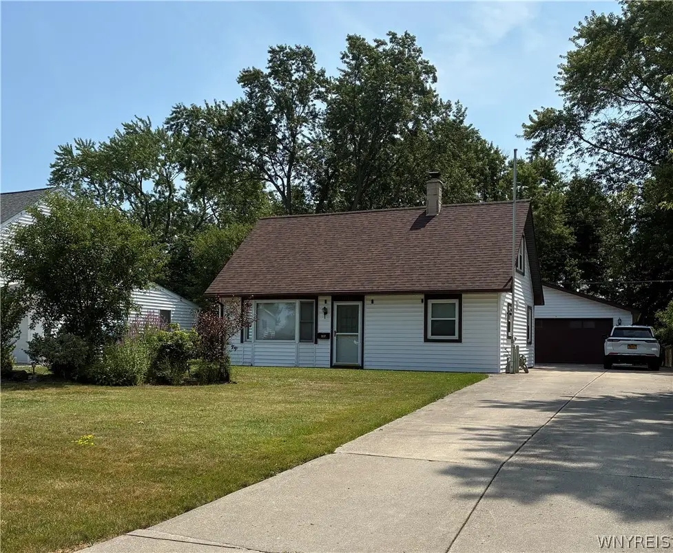1177 Stony Point Road, Grand Island, NY 14072 - #1