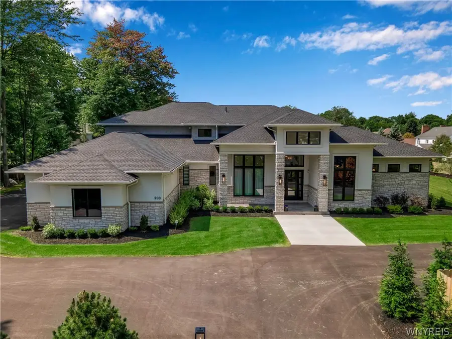 4505 Boncrest W, Clarence, NY 14031 - #3