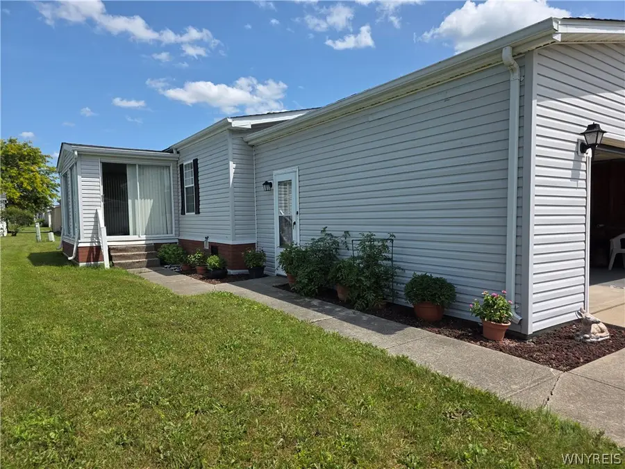123 Golden Pond, Akron, NY 14001 - #2