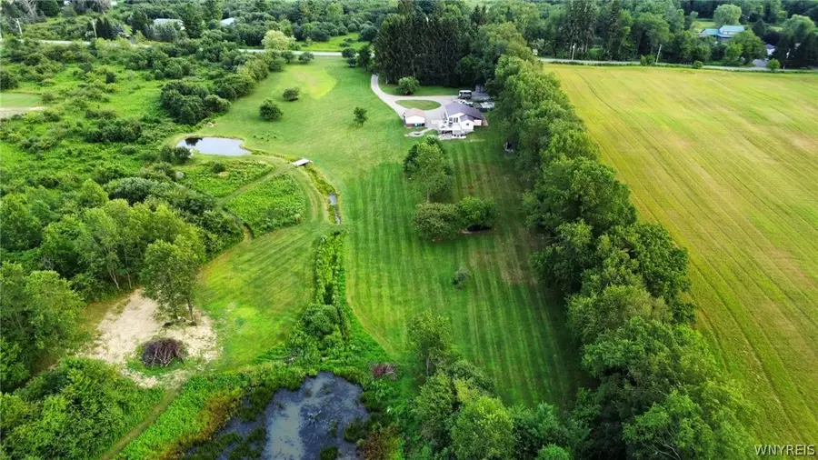 4618 Woodside Road, Lawtons, NY 14091 - #3