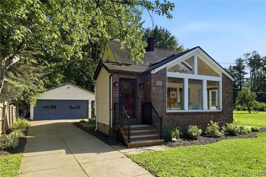 2375 N French Road, East Amherst, NY 14051 - #2