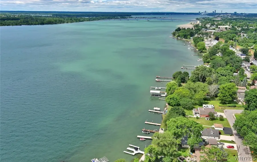 8641 Rivershore Drive, Niagara Falls, NY 14304 - #2
