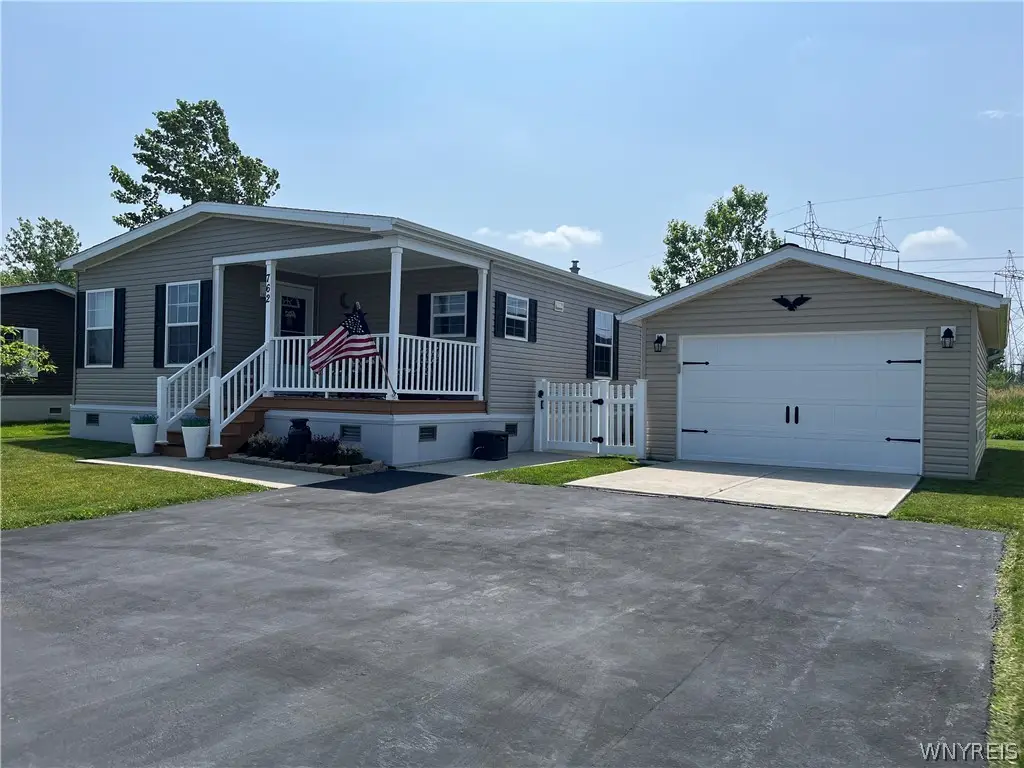 762 Willowbrook Drive, Lockport, NY 14094 - #1
