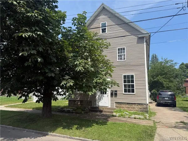 2722 Monroe Avenue, Niagara Falls, NY 14303