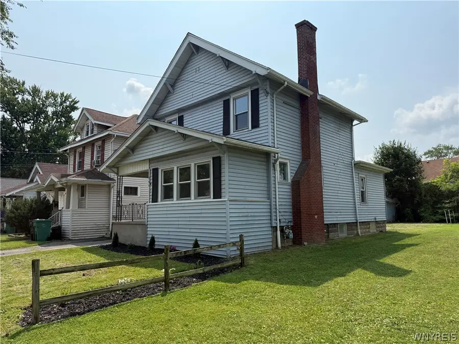 216 79th Street, Niagara Falls, NY 14304 - #3