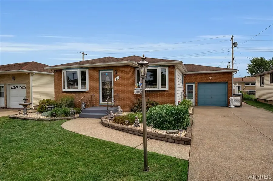 17 Helenbrook Lane, Depew, NY 14043 - #3