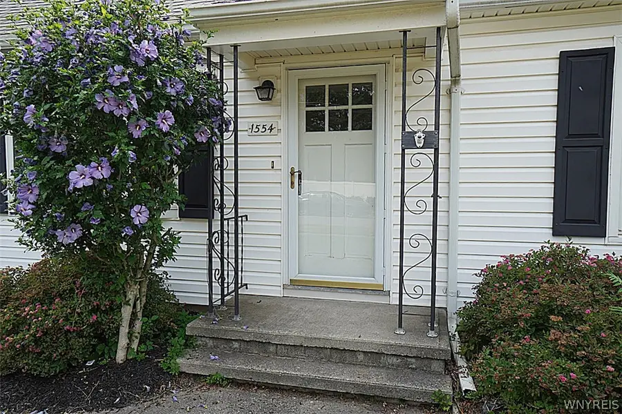 1554 Westcott Avenue, Alden, NY 14004 - #2