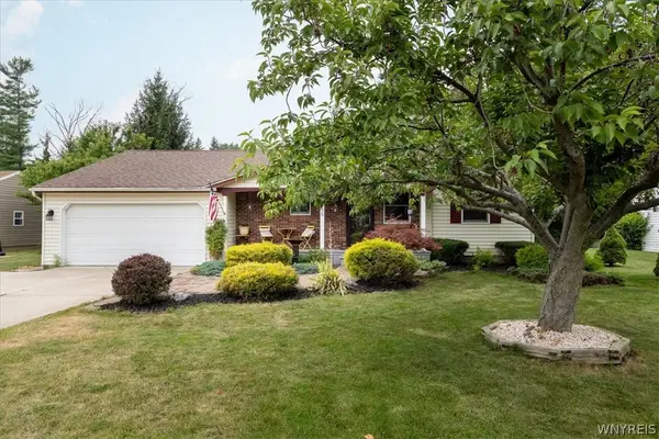 5866 Lakecrest Drive, Lake View, NY 14085