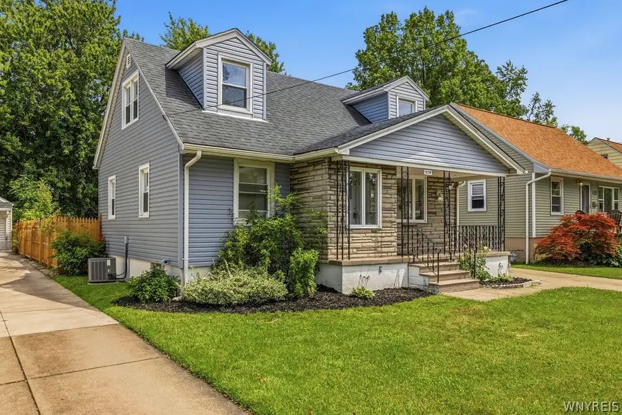 629 74th Street, Niagara Falls, NY 14304 - #3