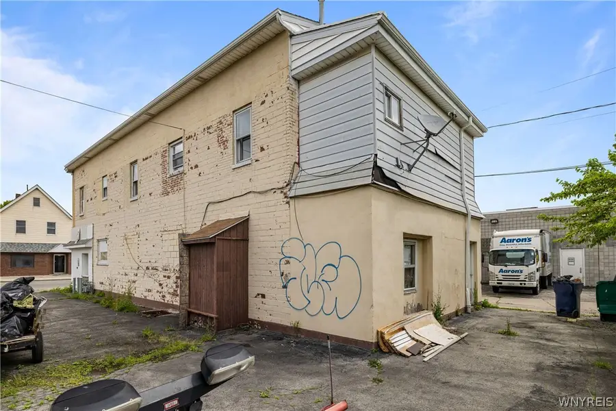 2511 Pine Avenue, Niagara Falls, NY 14301 - #3