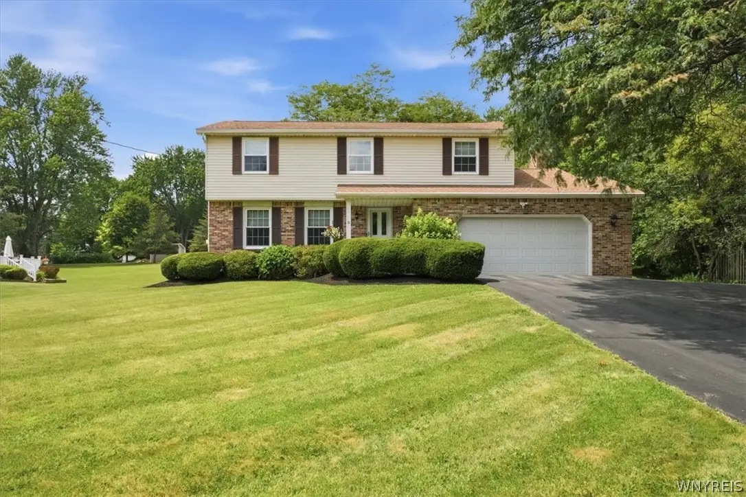 230 Rolling Green Lane, Elma, NY 14059 - #1