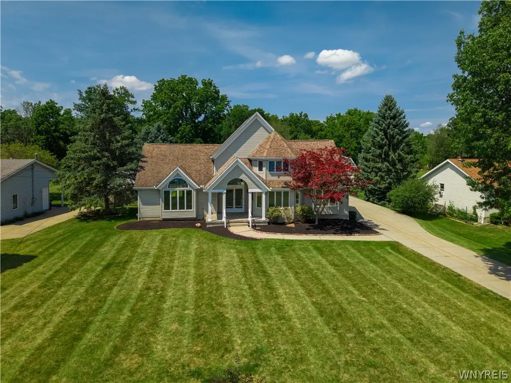 3464 East River Road, Grand Island, NY 14072 - #1