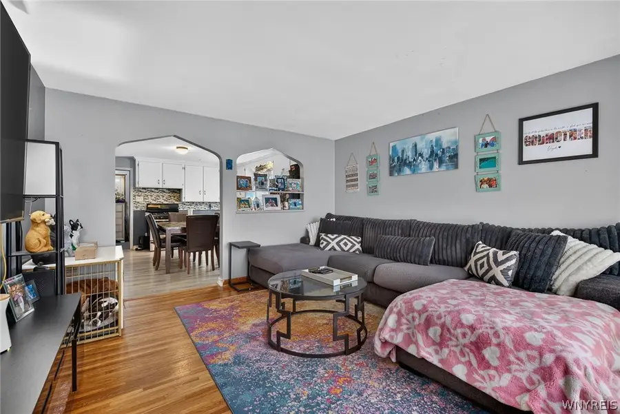 2482 Forest Avenue, Niagara Falls, NY 14301 - #2