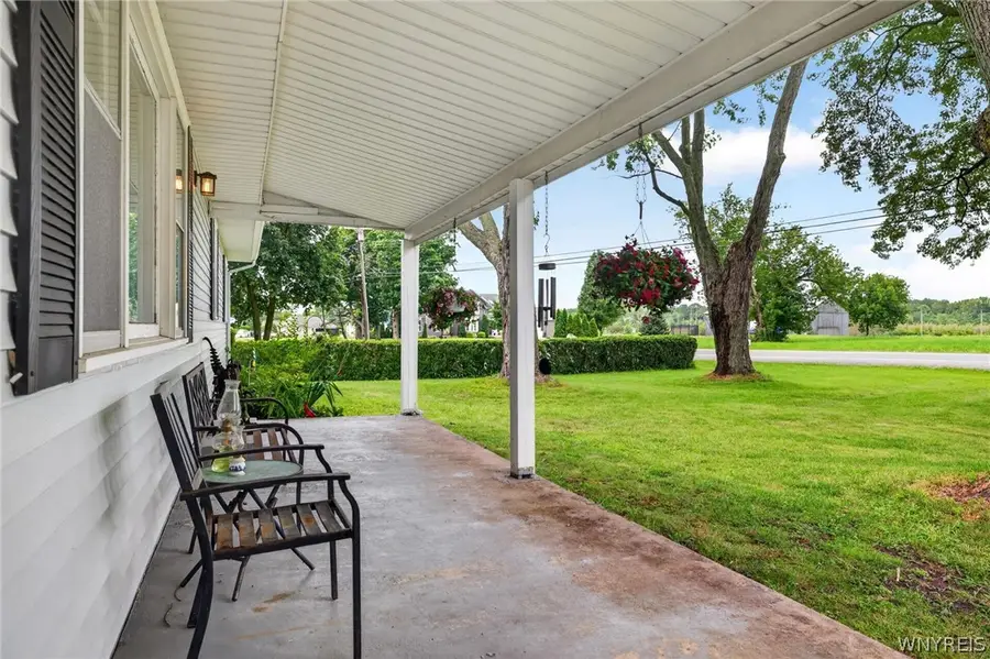 3916 Lockport Road, Sanborn, NY 14132 - #2