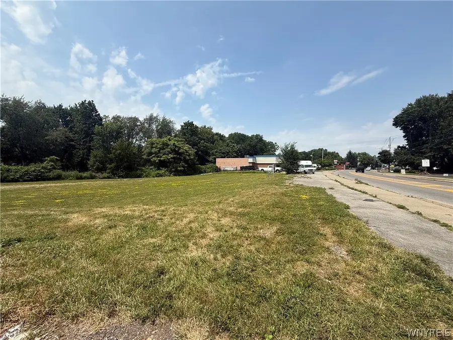 290 Lake Street, Hamburg, NY 14075 - #2