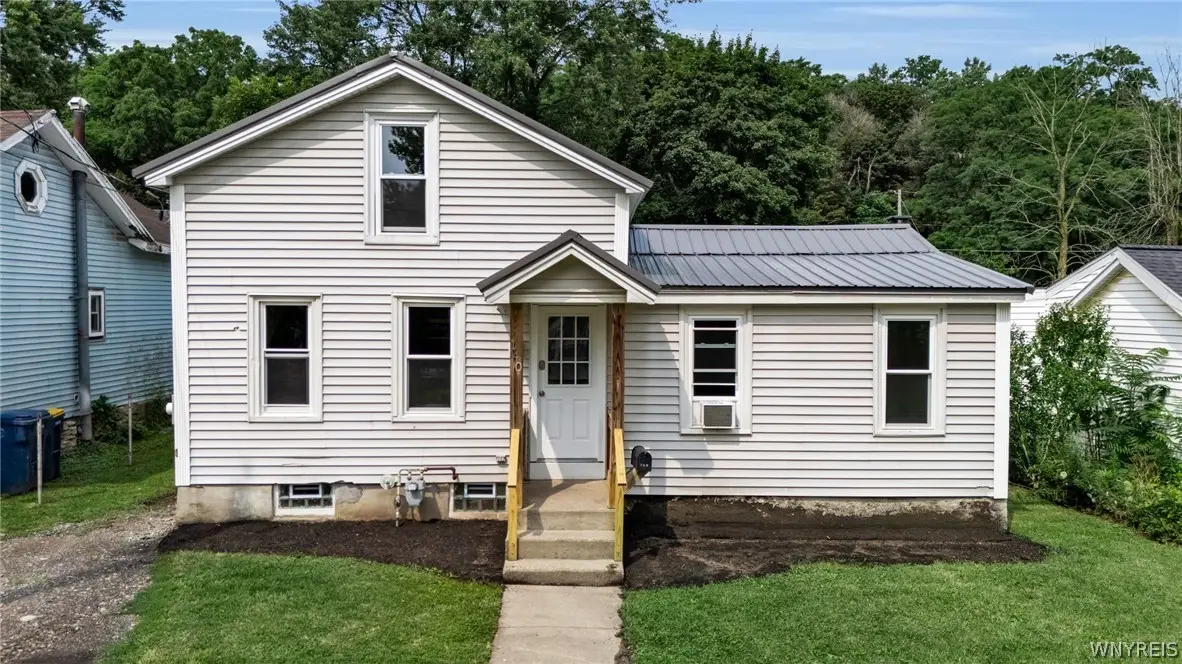 140 Jackson Street, Lockport, NY 14094 - #1
