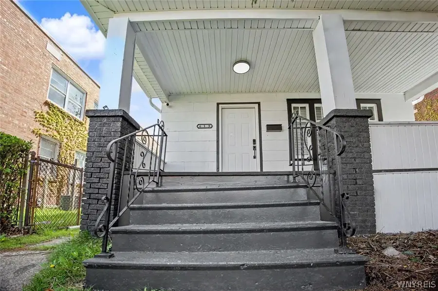 619 6th Street, Niagara Falls, NY 14301 - #3