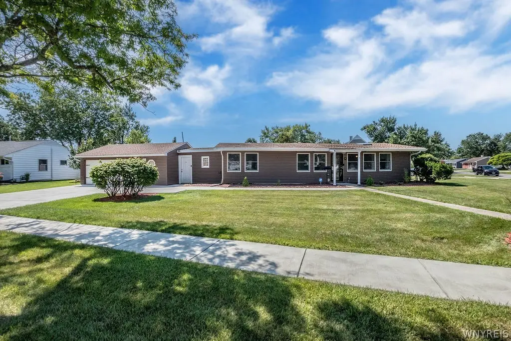 983 Enola Road, Grand Island, NY 14072 - #1