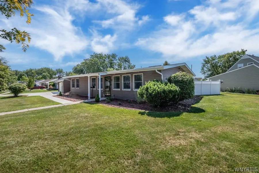 983 Enola Road, Grand Island, NY 14072 - #2