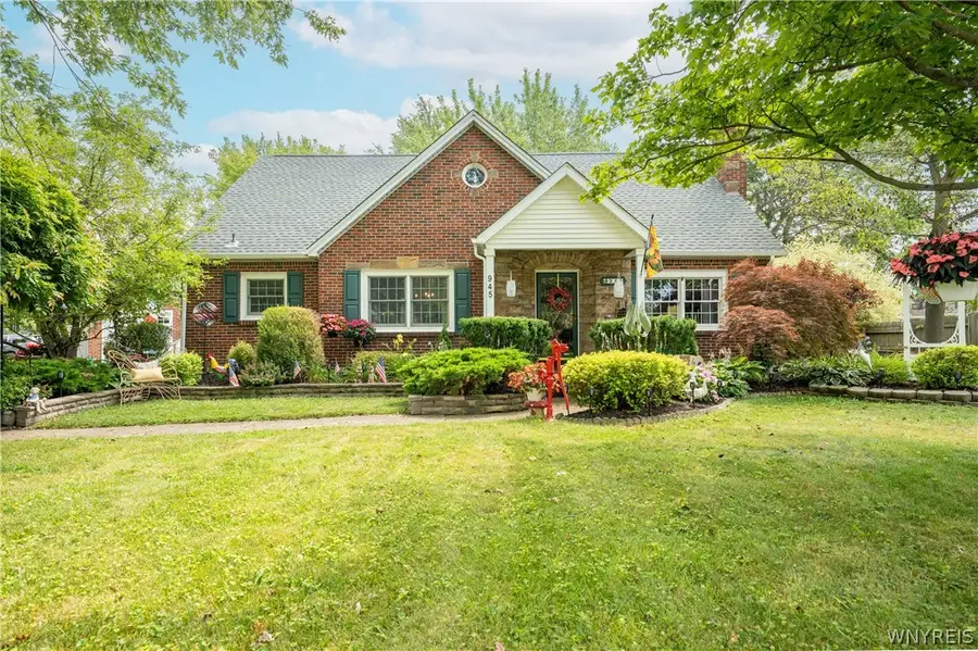 945 Mineral Springs Road, Buffalo, NY 14224 - #2