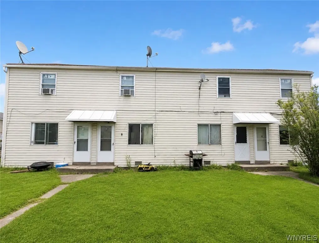 7 Trent Sq, Buffalo, NY 14225 - #1