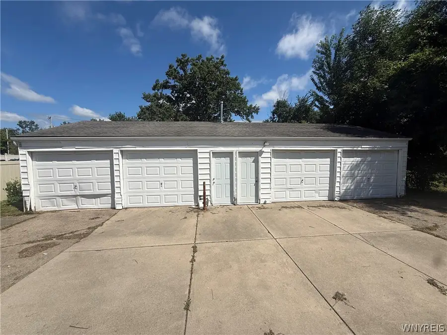 1288 Sisson Drive, North Tonawanda, NY 14120 - #3