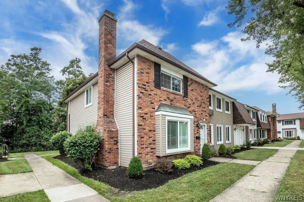 40 Wellington Court, Williamsville, NY 14221 - #1