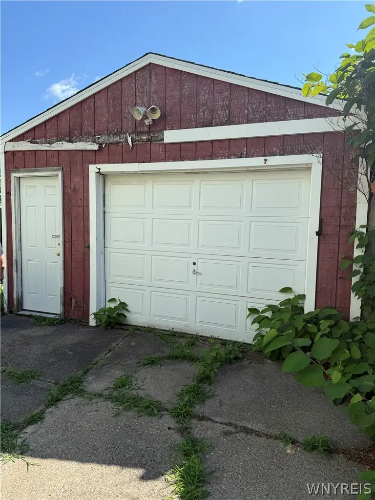 81 Roberts Avenue, Buffalo, NY 14206 - #2