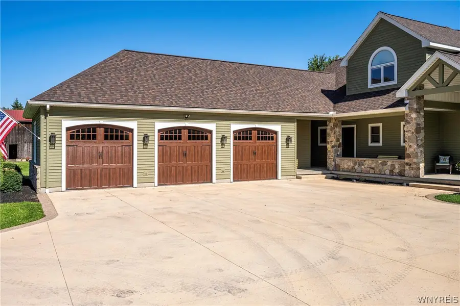 4703 Thrall Road, Lockport, NY 14094 - #2